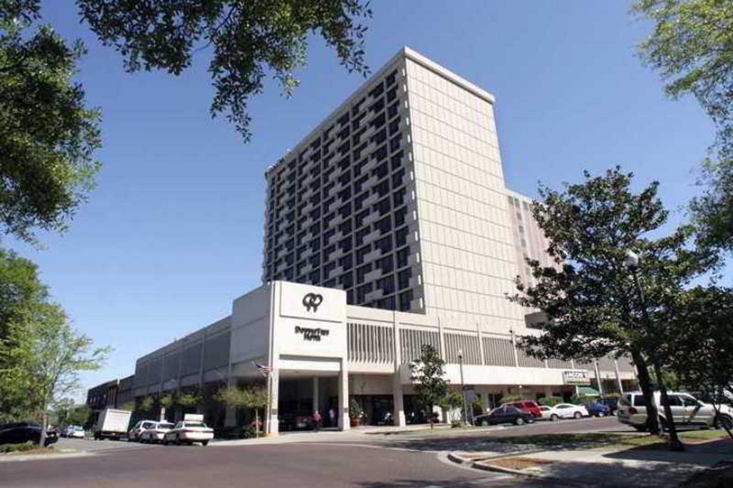 Doubletree By Hilton Hotel Tallahassee Exterior photo