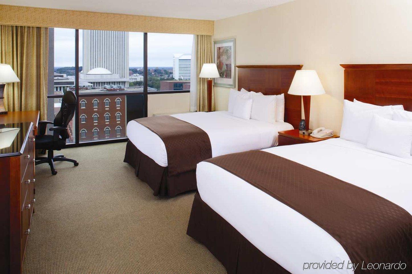 Doubletree By Hilton Hotel Tallahassee Room photo